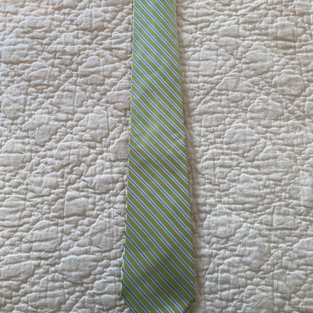 Jones NY silk tie